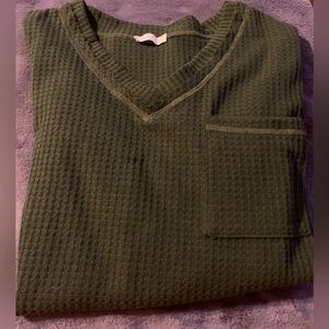 REB. in J. 220 hunters green waffle pattern look at pictures for measurements